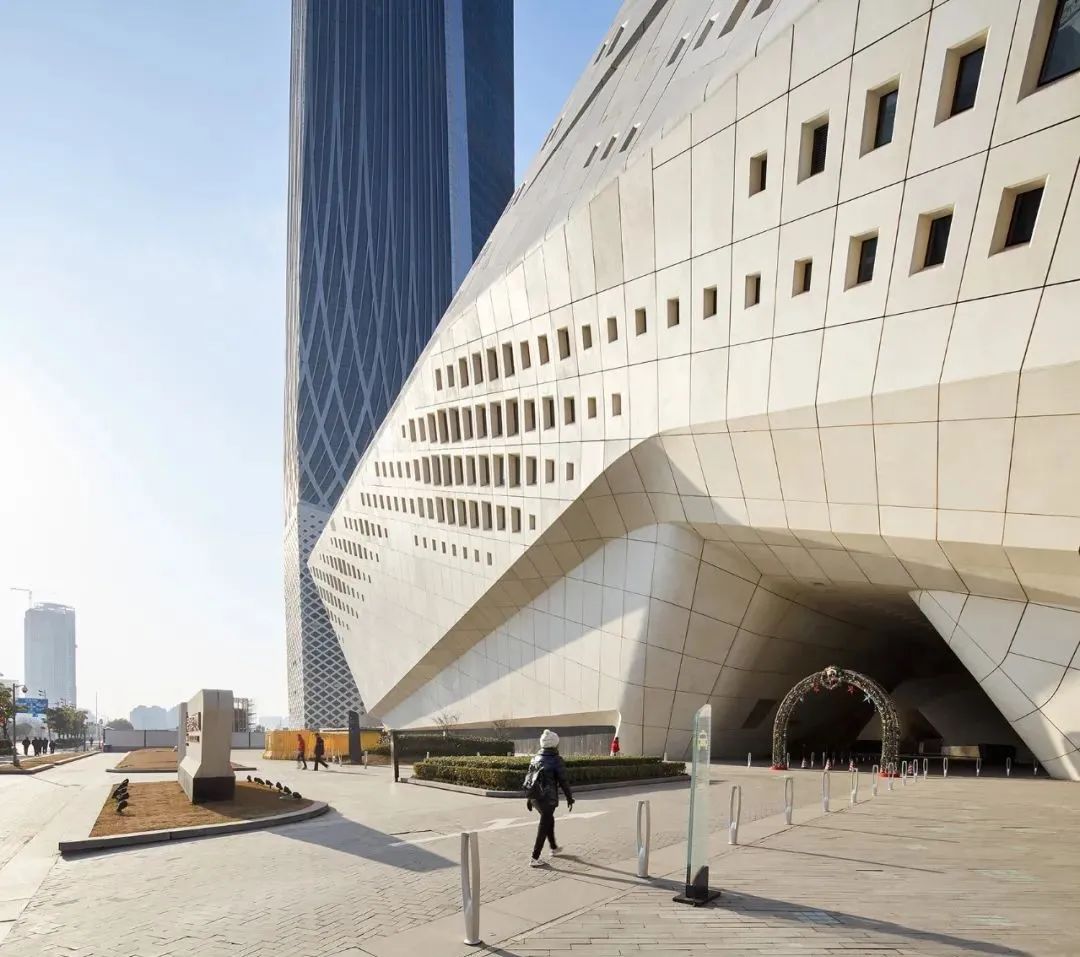 1652682939326998.jpg 39.jpg